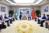 夏寶龍會見澳門特區政府經濟財政司司長吳惠嫻一行